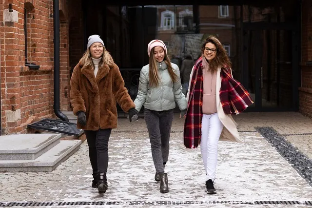 Street Winter Fashion In Italy